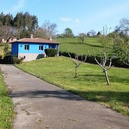 La Casa Azul De Lua Un Lugar Magico Villa Juncedo Exterior photo