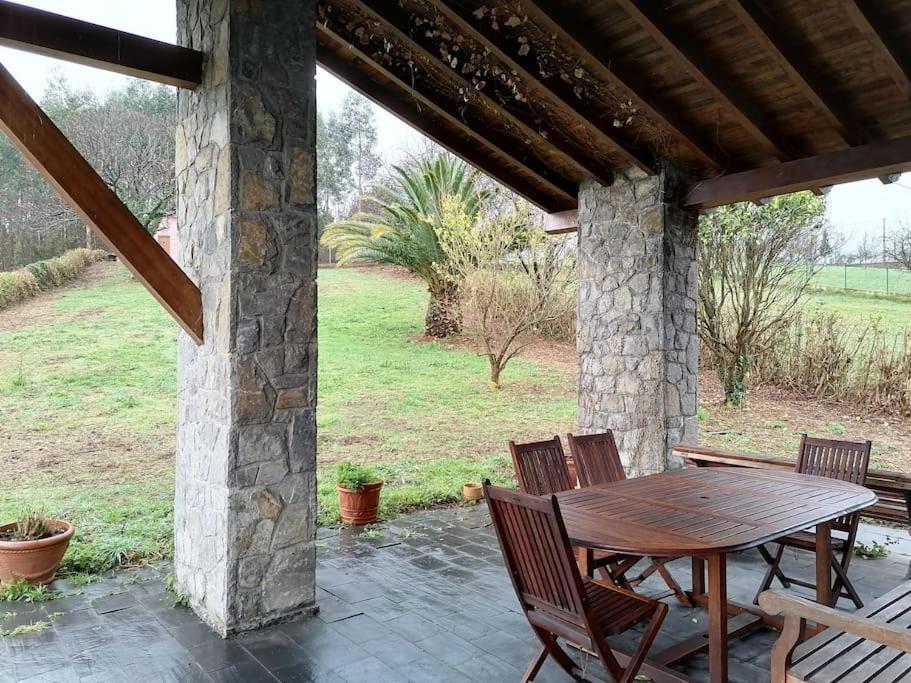 La Casa Azul De Lua Un Lugar Magico Villa Juncedo Exterior photo
